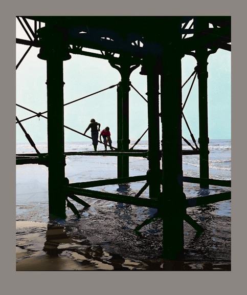 PageLines- playtime-hand-col-w.jpg